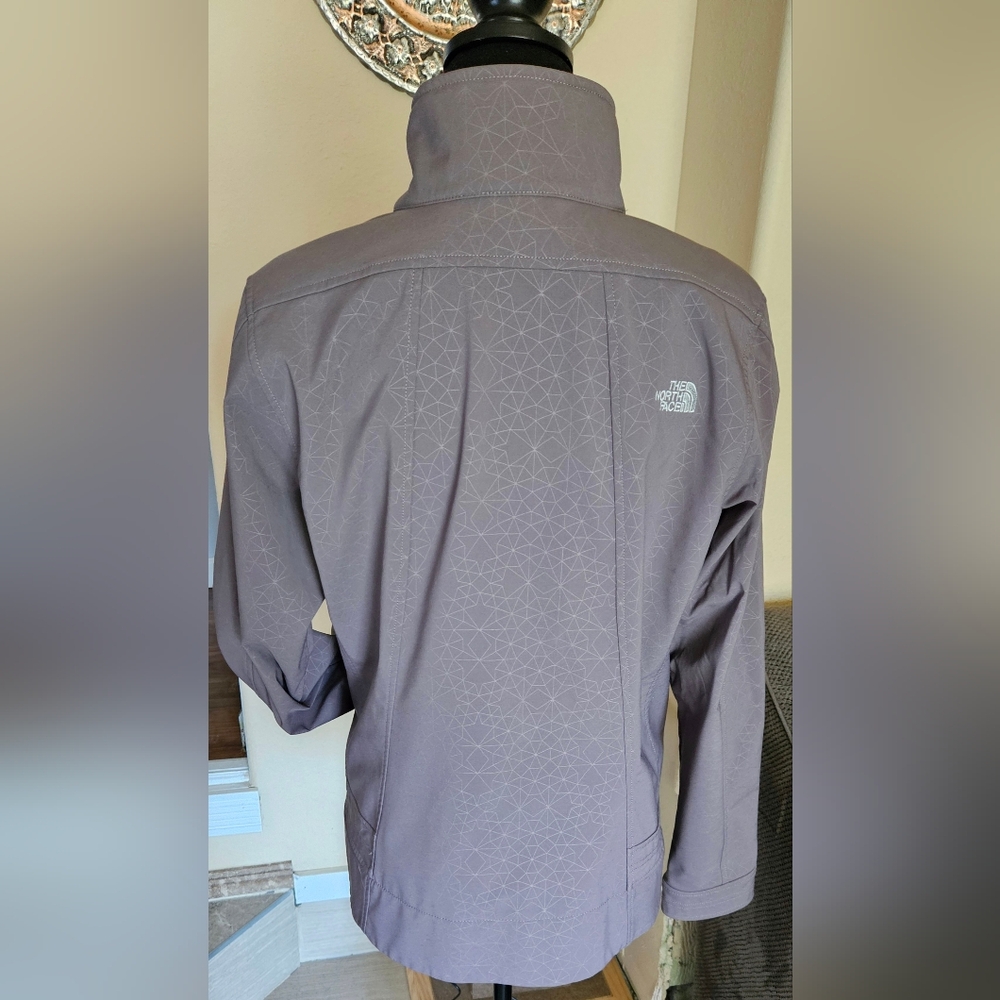 Tnf Jacket - image 3